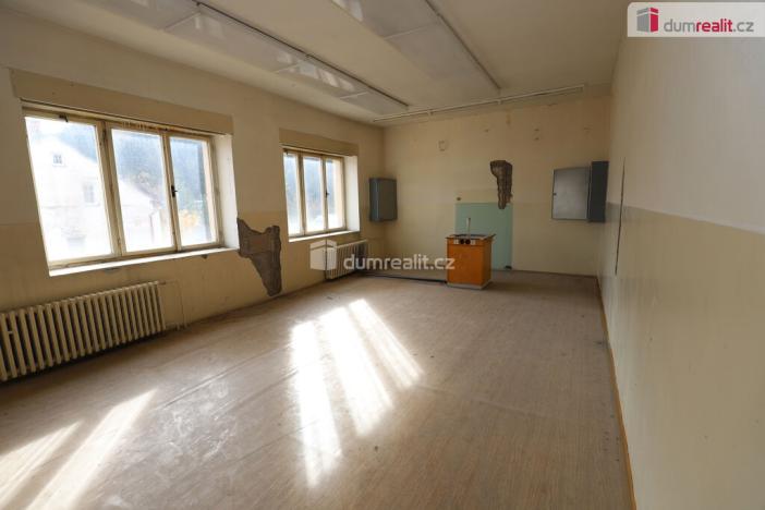 Prodej činžovního domu, Kraslice, Pod nádražím, 1000 m2