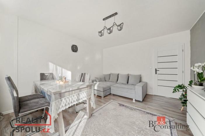 Prodej bytu 3+1, Hradec Králové - Slezské Předměstí, Severní, 60 m2