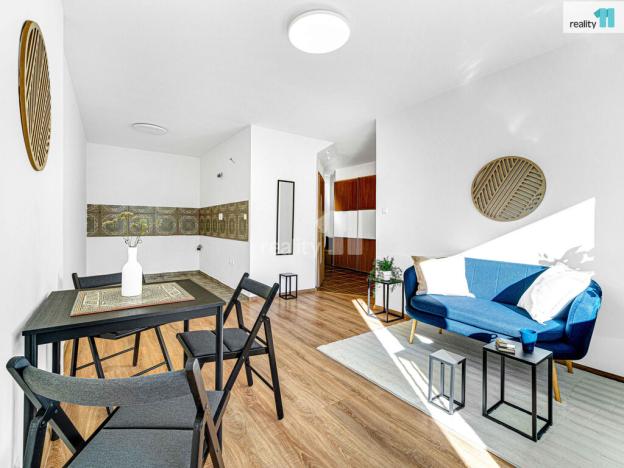 Prodej bytu 2+kk, Kladno - Kročehlavy, Jerevanská, 48 m2