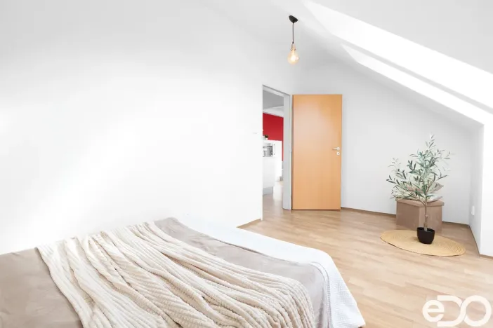 Prodej bytu 2+kk, Praha, Herlíkovická, 64 m2