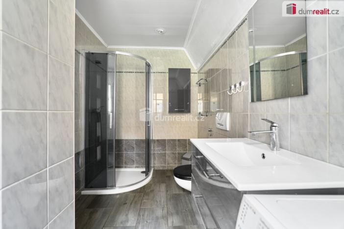 Prodej chaty, Kyselka - Radošov, 100 m2