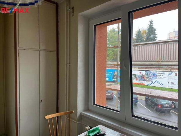 Prodej bytu 2+1, Karlovy Vary - Stará Role, Školní, 55 m2