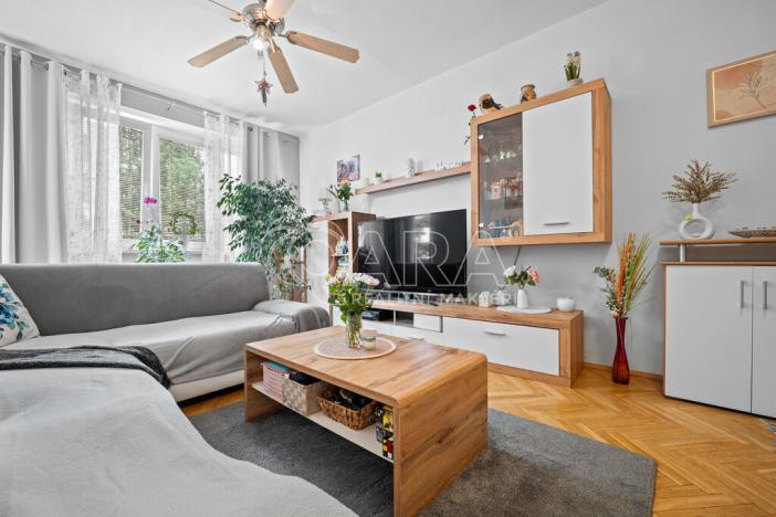 Prodej bytu 3+1, Praha - Horní Počernice, Běchorská, 66 m2