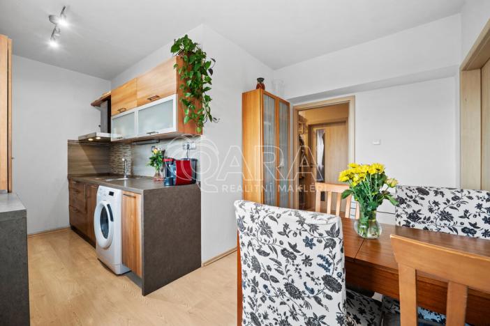 Prodej bytu 3+1, Praha - Horní Počernice, Běchorská, 66 m2