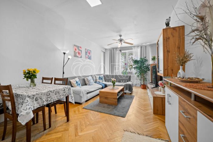 Prodej bytu 3+1, Praha - Horní Počernice, Běchorská, 66 m2