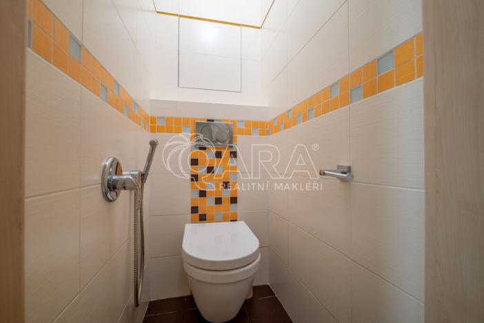 Prodej bytu 3+1, Praha - Horní Počernice, Běchorská, 66 m2