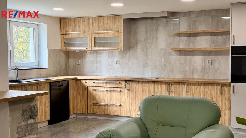 Pronájem bytu 3+kk, Ostrava - Poruba, Záhumenní, 85 m2