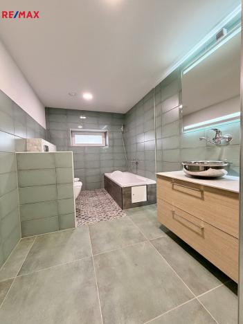 Pronájem bytu 3+kk, Ostrava - Poruba, Záhumenní, 85 m2