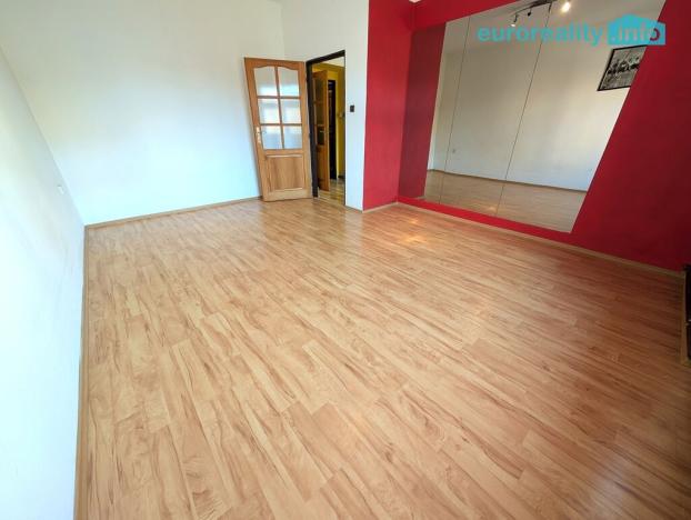 Pronájem bytu 2+kk, Plzeň, Masarykova, 43 m2