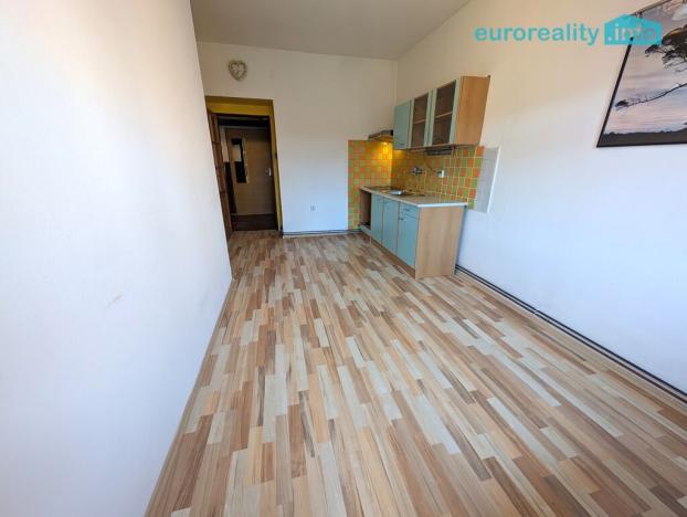 Pronájem bytu 2+kk, Plzeň, Masarykova, 43 m2