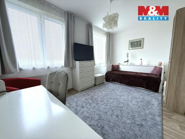 Pronájem bytu 1+kk, Klecany, V Honech, 29 m2