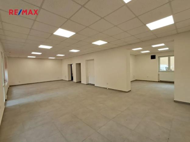 Pronájem obchodního prostoru, Praha - Řepy, Karlovarská, 90 m2