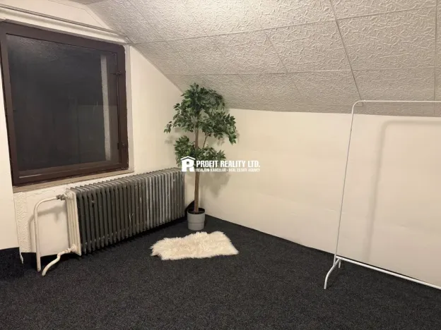 Pronájem bytu 1+kk, Praha - Uhříněves, Středohorská, 23 m2