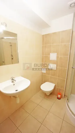 Pronájem bytu 1+kk, Neratovice, 26 m2