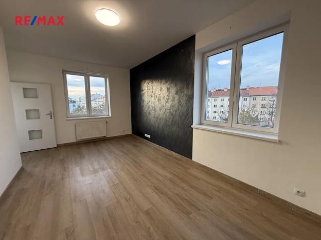 Pronájem bytu 2+1, Praha - Vršovice, Na louži, 70 m2