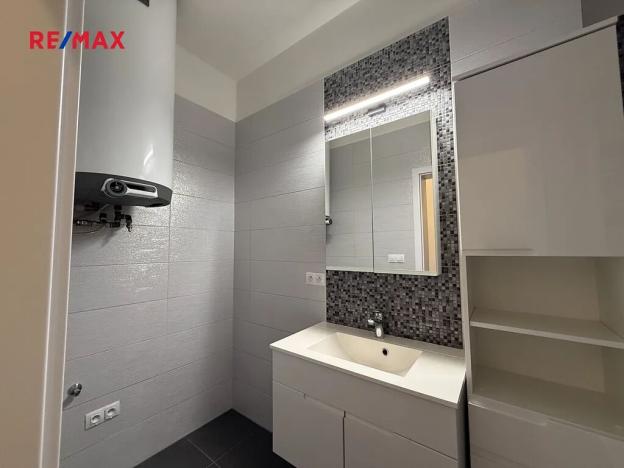 Pronájem bytu 2+1, Praha - Vršovice, Na louži, 70 m2