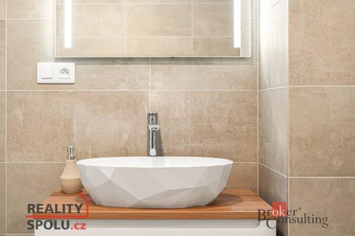 Prodej rodinného domu, Milovice - Mladá, Tyršova, 160 m2