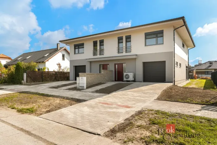 Prodej rodinného domu, Milovice - Mladá, Tyršova, 160 m2