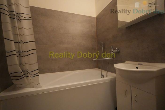 Pronájem bytu 3+1, Opava, Olbrichova, 72 m2