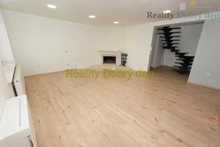 Pronájem bytu 4+kk, Opava, Bochenkova, 178 m2