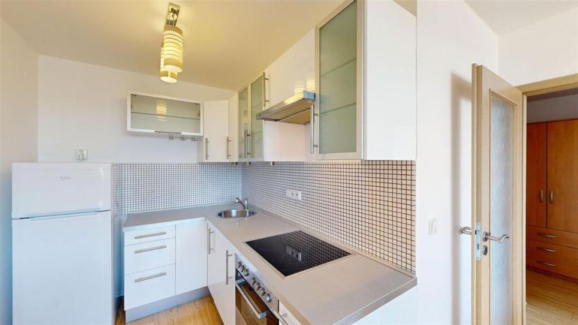 Pronájem bytu 2+kk, Beroun - Beroun-Město, Košťálkova, 44 m2