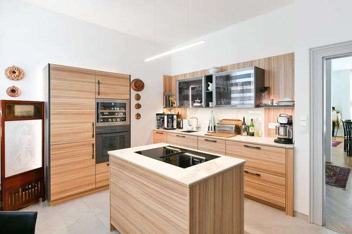 Prodej atypického bytu, Praha, Valentinská, 108 m2