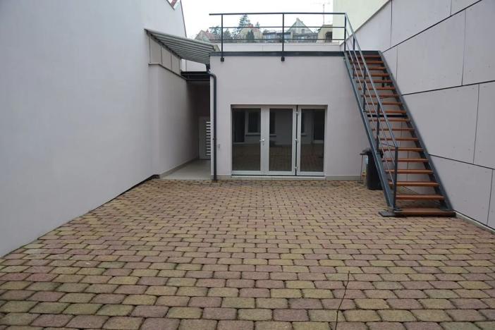 Prodej obchodního prostoru, Brno, Soběšická, 195 m2