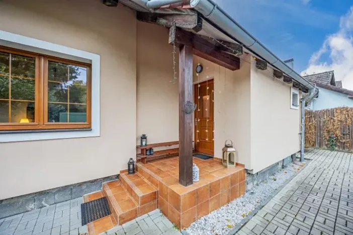 Prodej rodinného domu, Sulice, Rovná, 165 m2