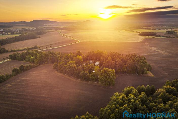 Prodej komerčního pozemku, Katovice, 17169 m2