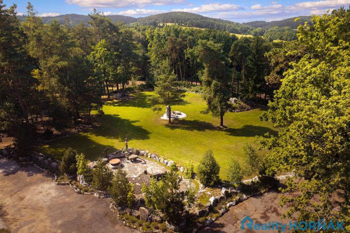 Prodej komerčního pozemku, Katovice, 17169 m2