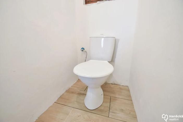 Prodej bytu 3+1, Dolany, 70 m2