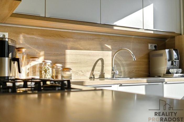 Prodej bytu 2+1, Ostrava - Poruba, Dětská, 61 m2