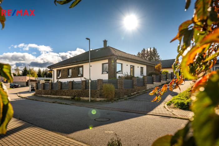 Prodej rodinného domu, Srubec, U Pilota, 136 m2