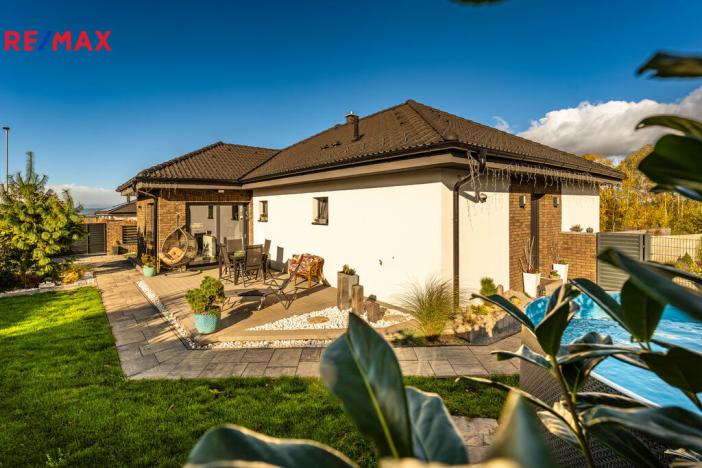 Prodej rodinného domu, Srubec, U Pilota, 136 m2