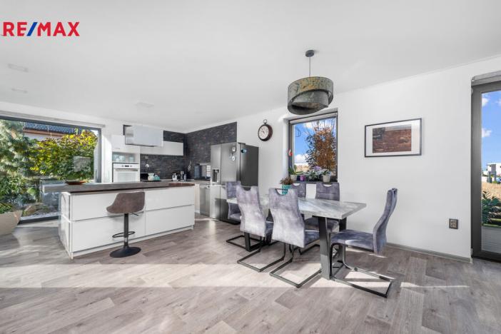 Prodej rodinného domu, Srubec, U Pilota, 136 m2