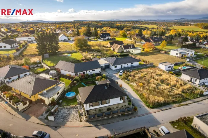 Prodej rodinného domu, Srubec, U Pilota, 136 m2