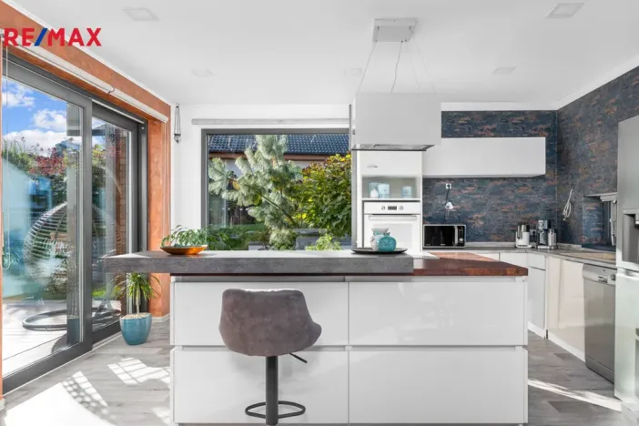 Prodej rodinného domu, Srubec, U Pilota, 136 m2