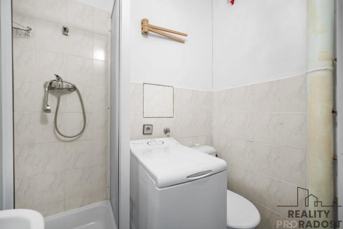 Pronájem bytu 1+kk, Pardubice, Ohrazenická, 28 m2