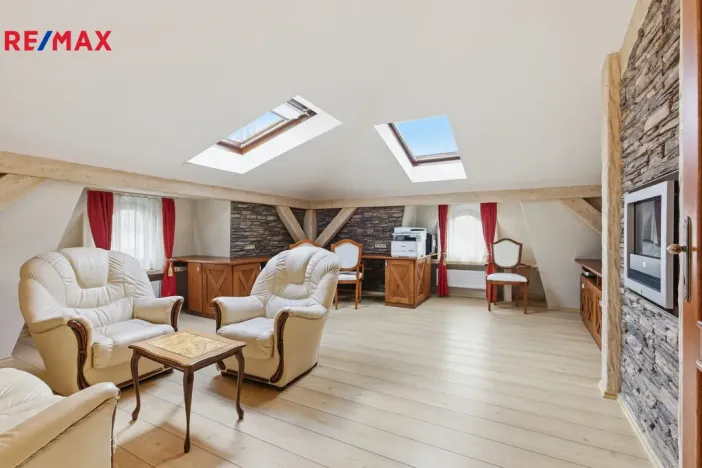 Prodej bytu 5+kk, Karlovy Vary, Moskevská, 205 m2