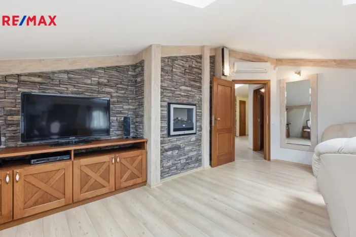 Prodej bytu 5+kk, Karlovy Vary, Moskevská, 205 m2