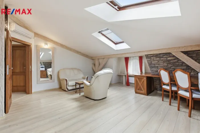 Prodej bytu 5+kk, Karlovy Vary, Moskevská, 205 m2