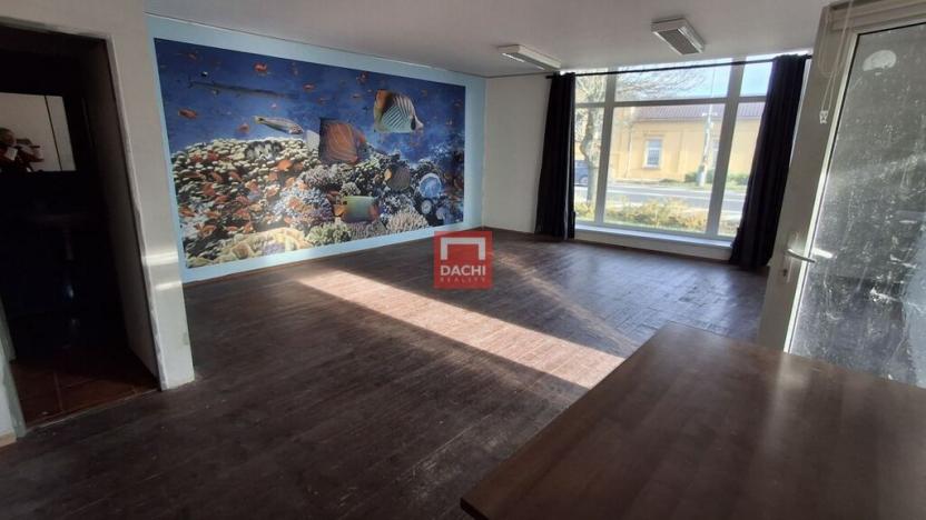 Pronájem kanceláře, Olomouc, Chválkovická, 52 m2