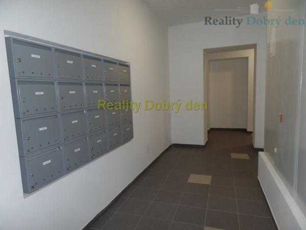 Pronájem bytu 2+kk, Opava, Rybářská, 29 m2