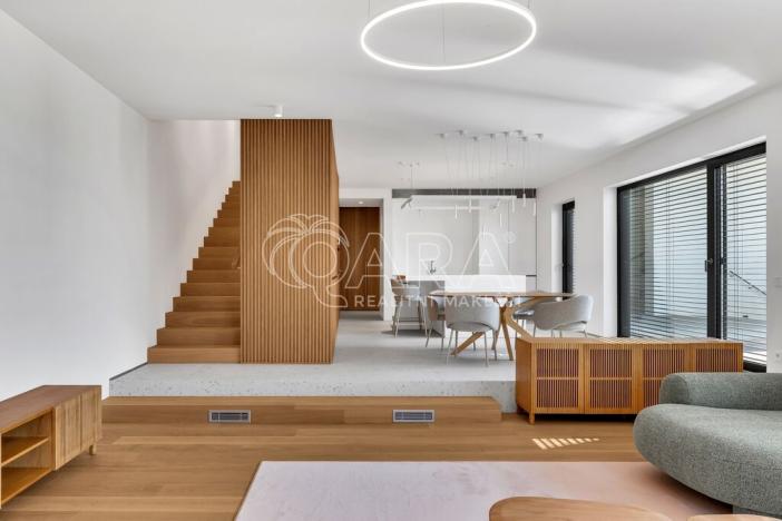 Prodej rodinného domu, Praha - Lysolaje, Štěpnice, 280 m2