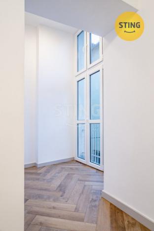 Pronájem bytu 2+kk, Ostrava, Nádražní, 47 m2