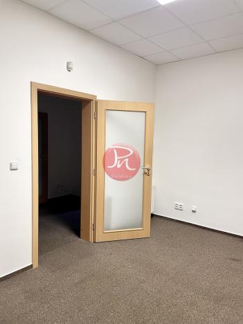 Pronájem kanceláře, Ostrava, Kutuzovova, 78 m2