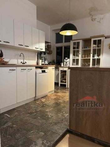 Pronájem bytu 3+kk, Opava - Předměstí, Komenského, 89 m2