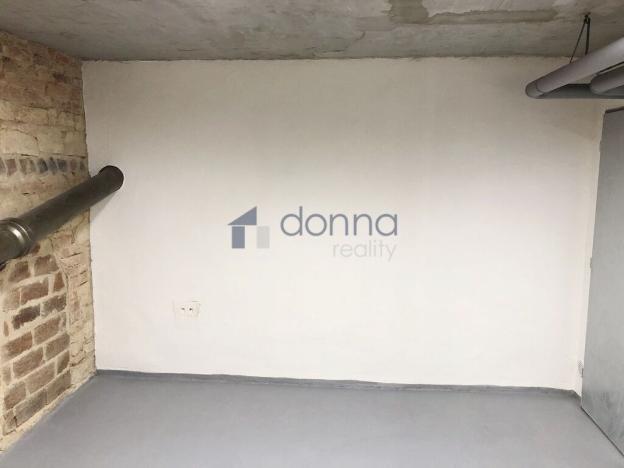 Pronájem komerční nemovitosti, Praha, Mikovcova, 18 m2