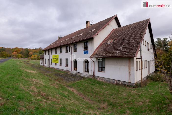 Prodej rybníku, Valeč - Kostrčany, 4174 m2