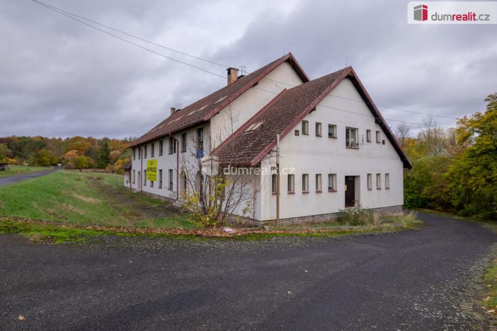 Prodej rybníku, Valeč - Kostrčany, 4174 m2